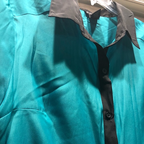 New Directions Teal Button-Up Blouse - Picture 3 of 4